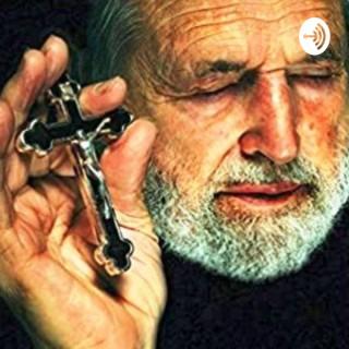 Praying the Rosary with Fr Peter Rookey OSM