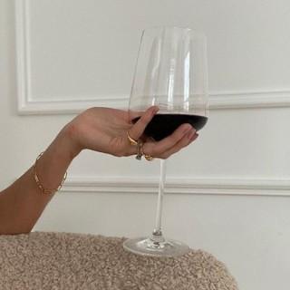 un vino por las tardes