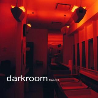 Darkroom ambient podcast - free music from ambient/avant-garde improvisers Darkroom