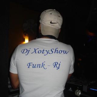 DJ XOTYSHOW podcast