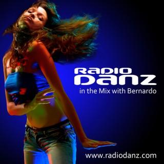 Radio Danz in the Mix with Bernardo