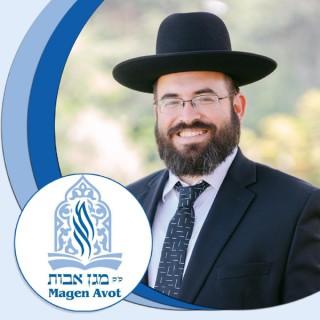 Magen Avot Halacha  & Parasha by Rabbi Lebhar