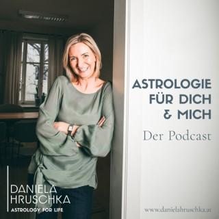 Astrologie für dich und mich mit Daniela Hruschka und Gary Stütz.