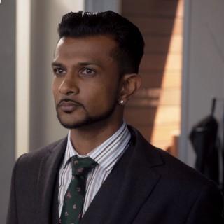 Utkarsh Ambudkar Talks Disney+'s 'World's Best, 'Ghosts' & More with Rich  Eisen